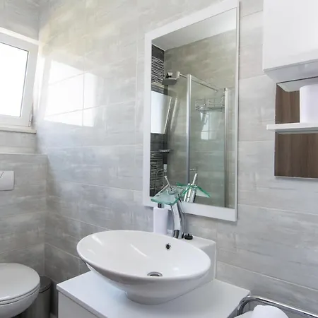 Lux S Pogledom Na Trogir