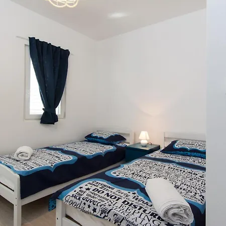 Lux S Pogledom Na Апартаменти